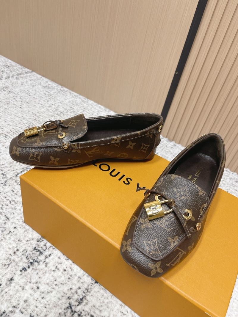 l0vis Vvtt0n loafers